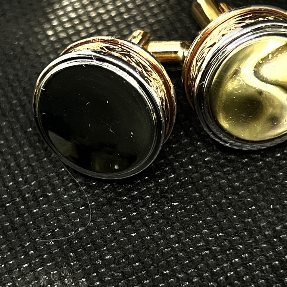 Cuff links - Picture 6 of 11